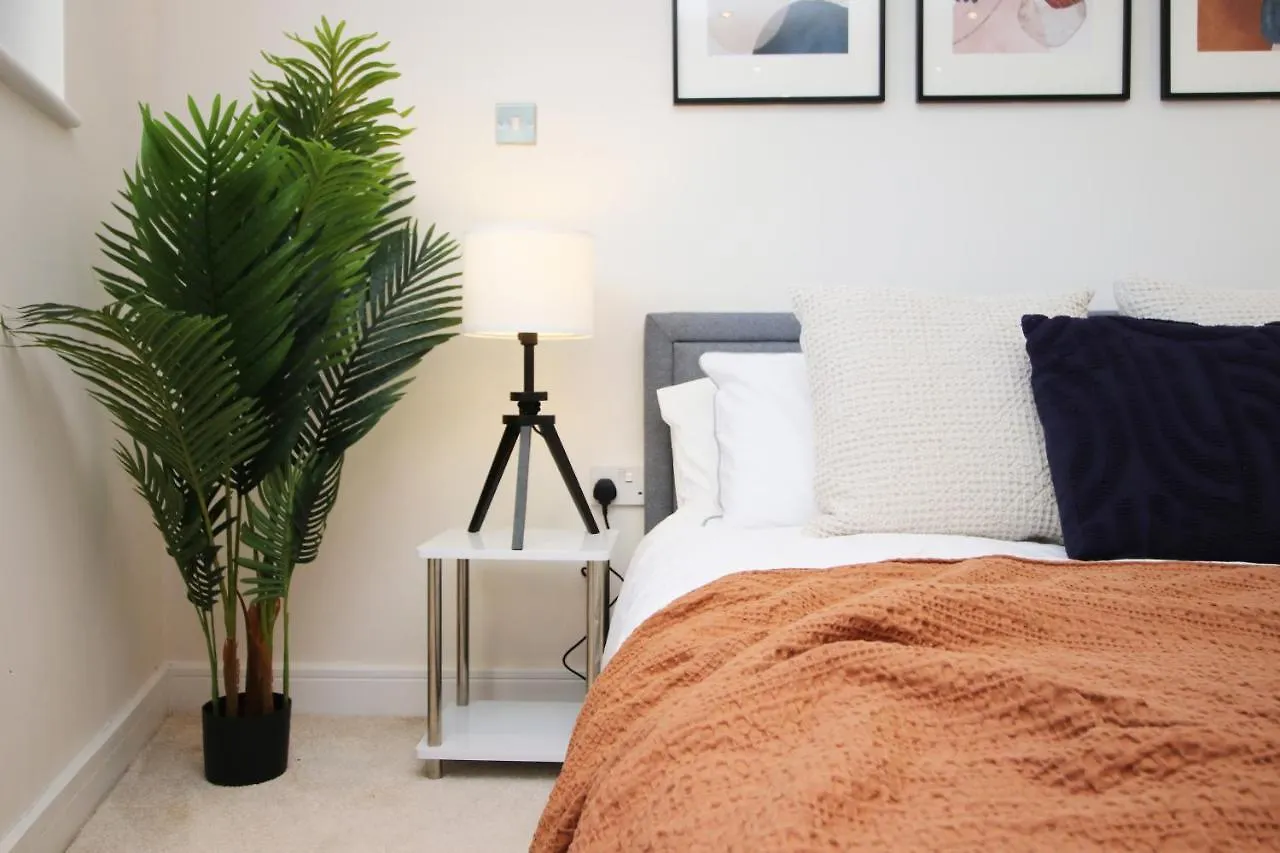 The Skyline - Luxury City Centre Flat With Designated Parking Cardiff